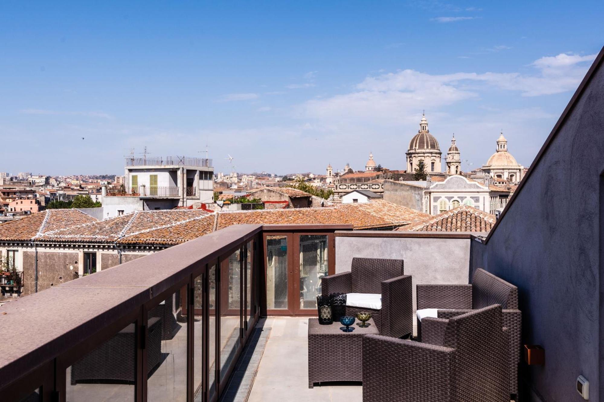 Appartamento Vecchio Bastione With Terrace By Wonderful Italy Aeroporto di Catania Fontana Rossa